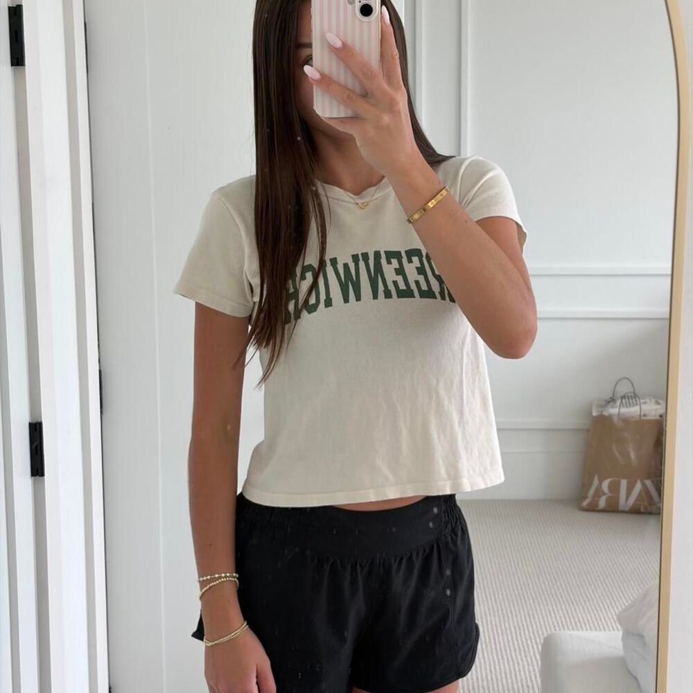 Brandy Melville Greenwich baby tee